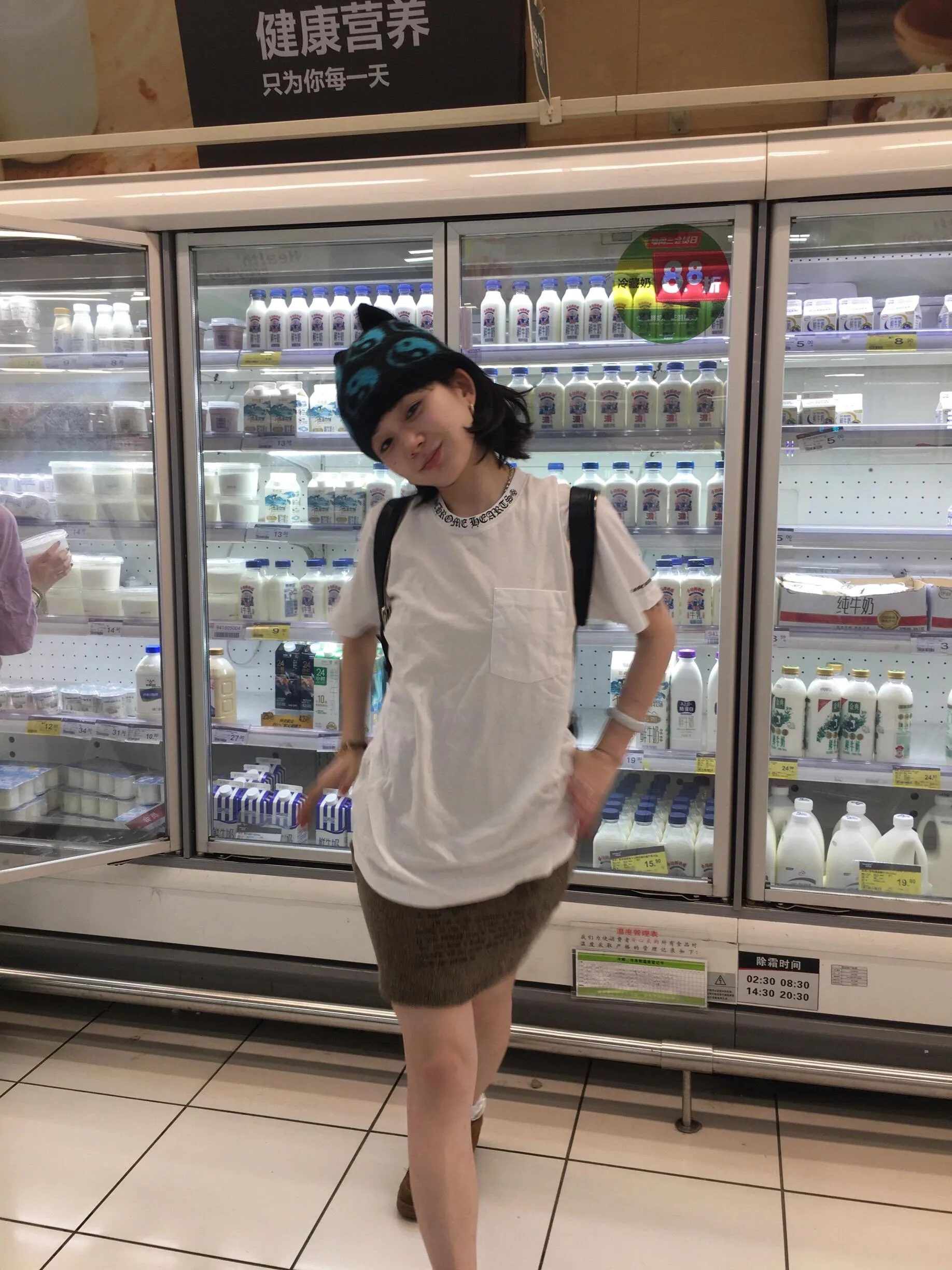 【 】CH （White）